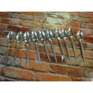 10 lot vintage Community stainless Teaspoon with design